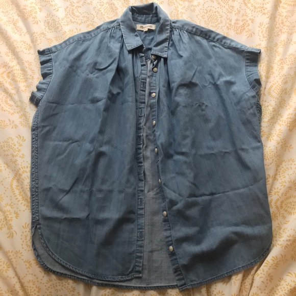 Madewell Tops - Chambray top Madewell Tops - Chambray top